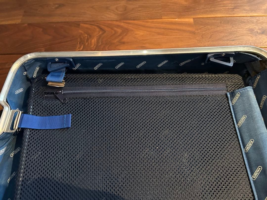 92663 TOPAS RIMOWA 2輪　中型キャリーケース シルバー