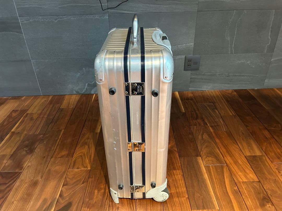 92663 TOPAS RIMOWA 2輪　中型キャリーケース シルバー