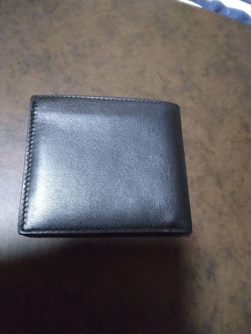 GUCCI 二つ折り財布 ブラック　エンブロイダリー　ブレード　刺繍