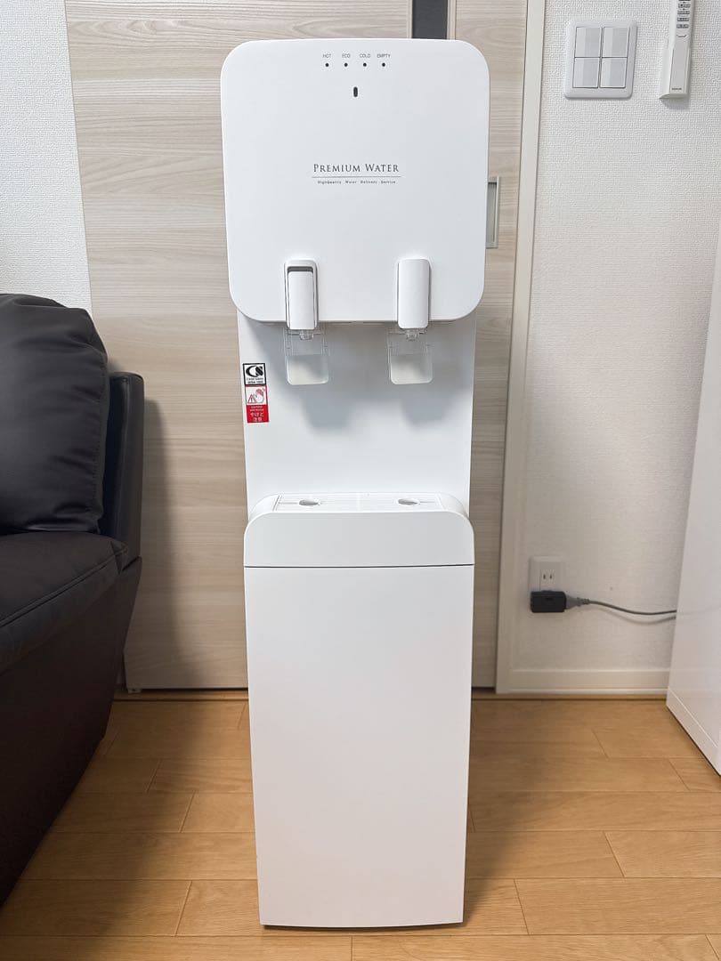 【PREMIUM WATER】 ウォーターサーバー famfit ホワイト