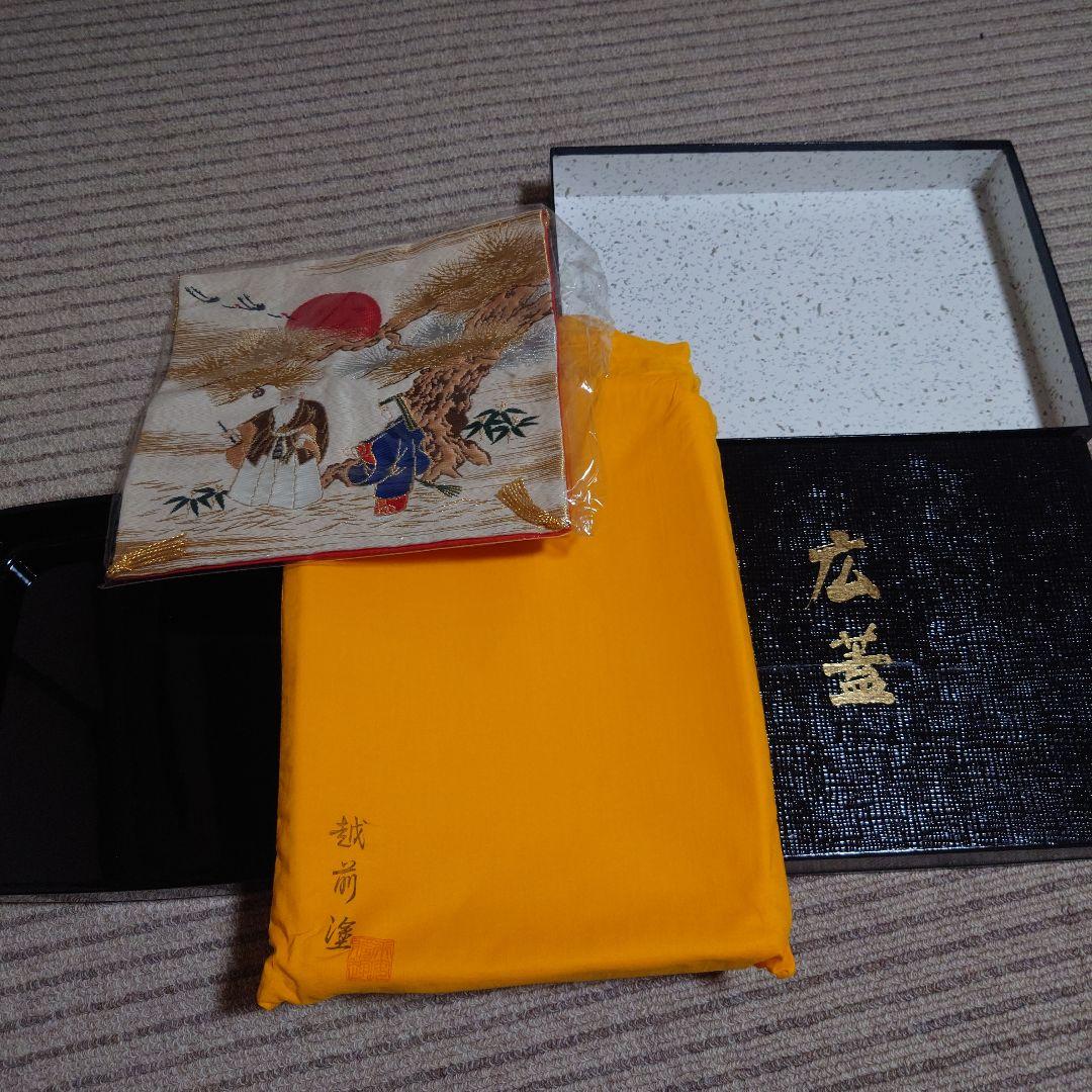 結納に　広蓋と掛け袱紗