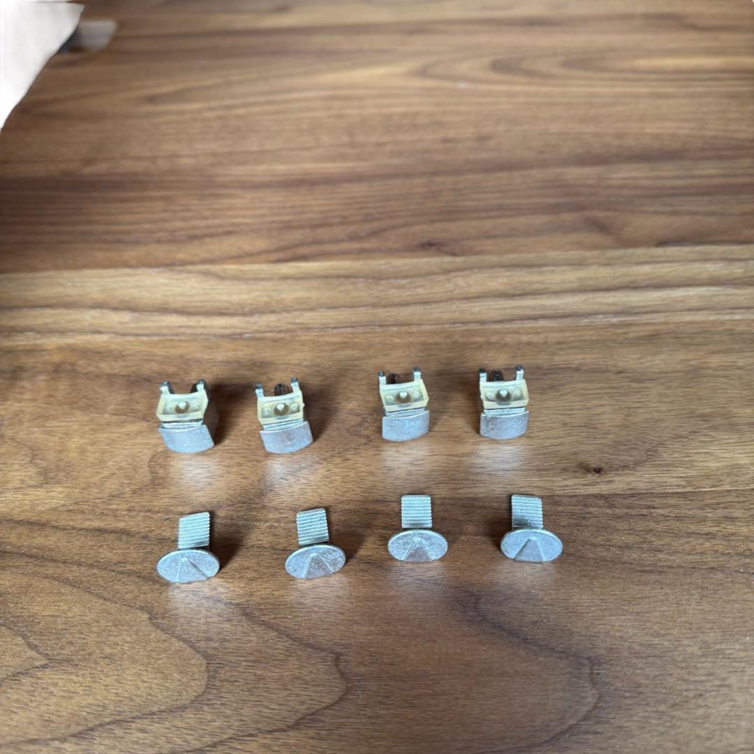 HR567 WALTER KNOLL ウォルターノル Exec-V ボード