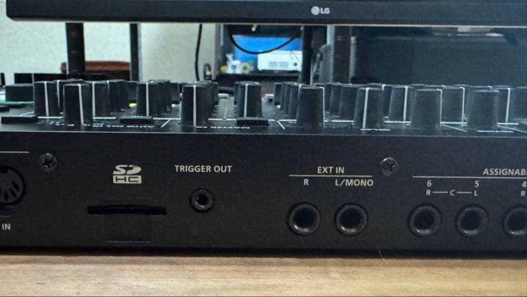 Roland　AIRA series TR-8S tr8s