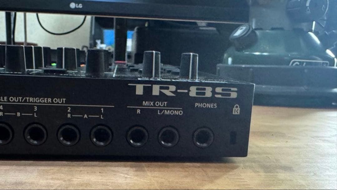 Roland　AIRA series TR-8S tr8s