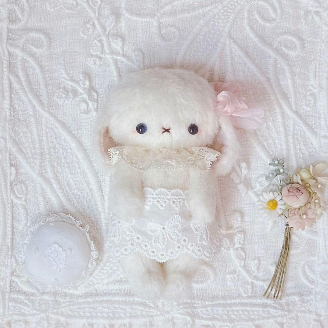 優しい仔うさぎ ブルーアイ アーティストベア テディバニー 海外作家様 置物