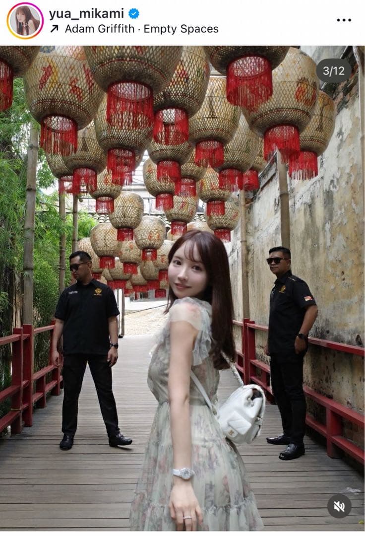 LILY BROWN ボタニカルチュールティアードドレス　BEG 1サイズ