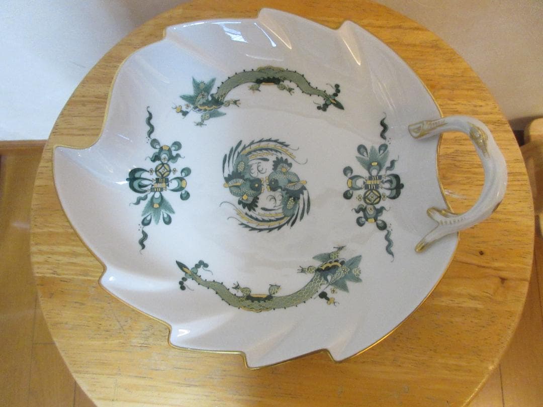 マイセン　ハンドル付きリーフトレイ　リーフ型　皿　ドラゴン　鳳凰　吉祥文