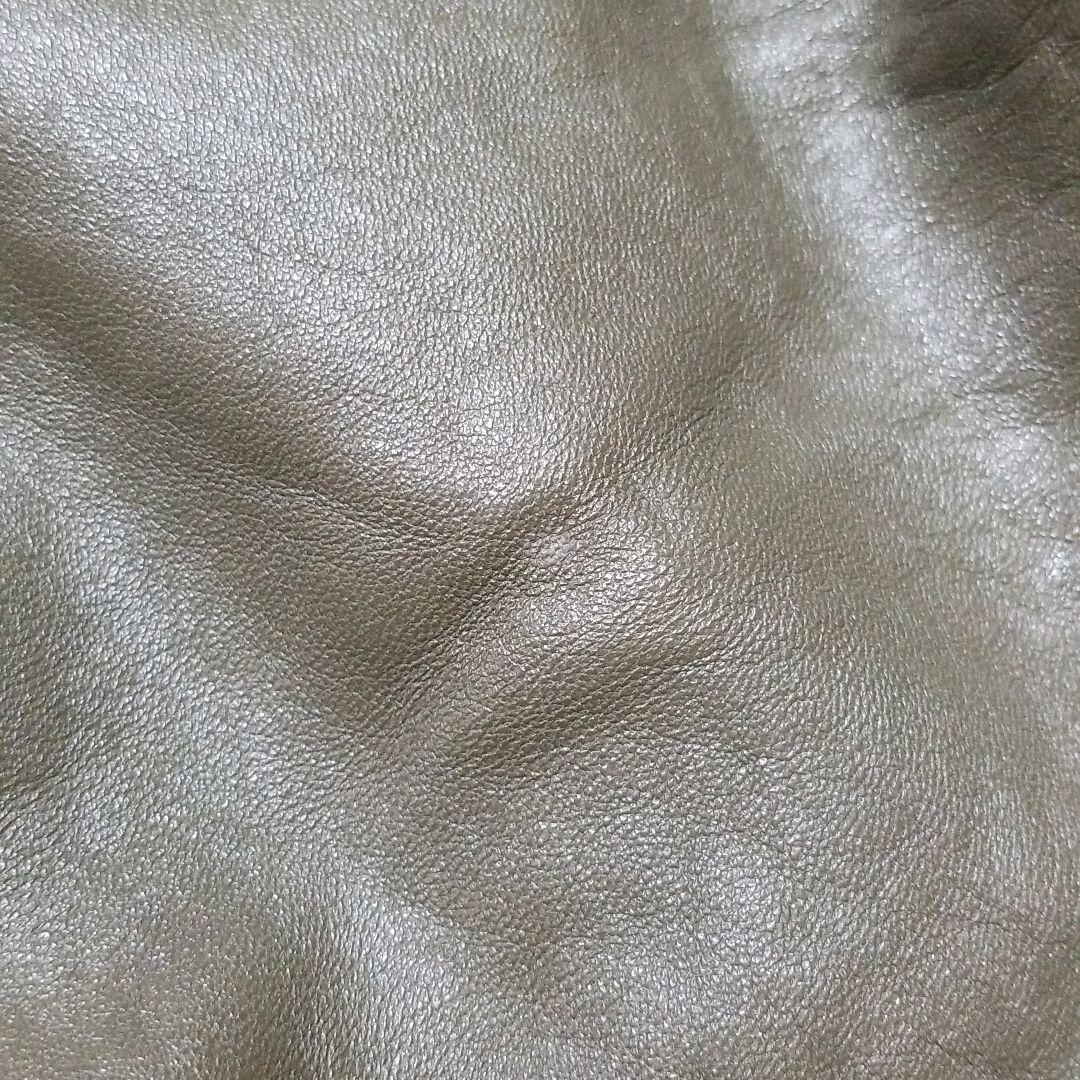 ファー&レザー 裏地地図柄 異素材ドッキング ノーカラージャケット 短丈ブルゾン