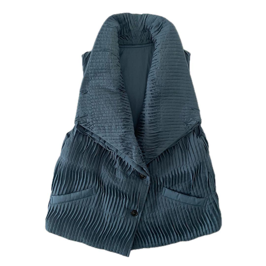 YACCOMARICARD ヤッコマリカルド 2way ピンタック中わたベスト