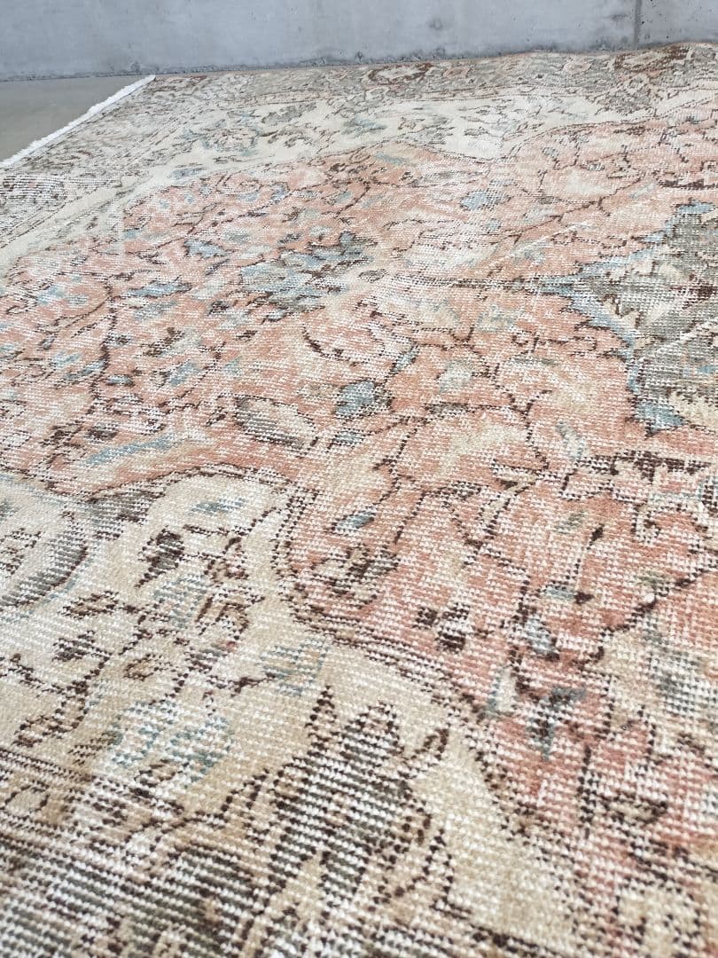 上質/大判/くすみオレンジとベージュ　ヴィンテージトルコラグ　No.753