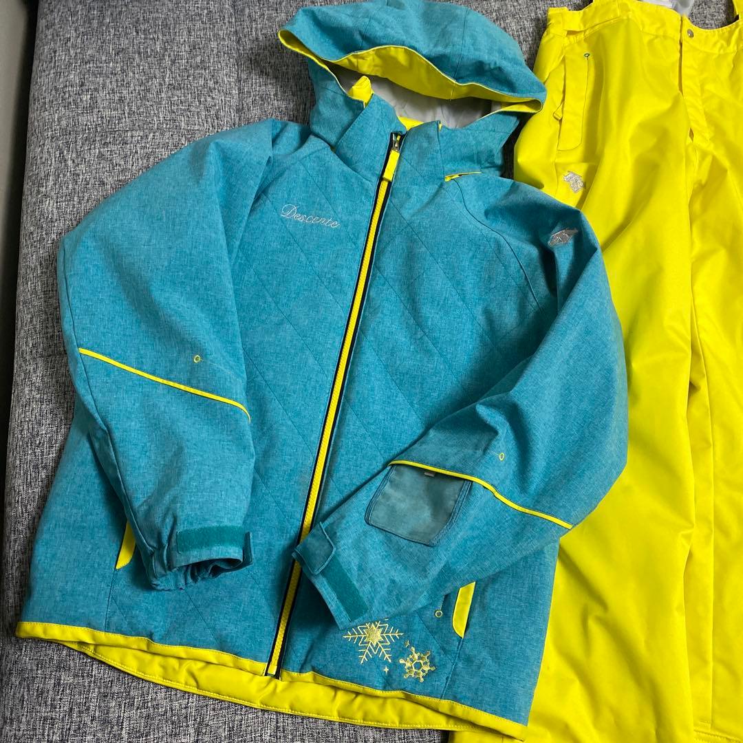 美品　デサント　スキーウェア　160