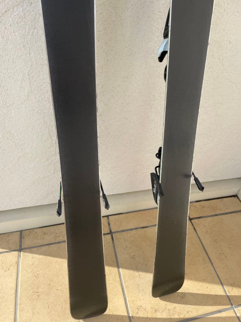 ジュニア用スキー板