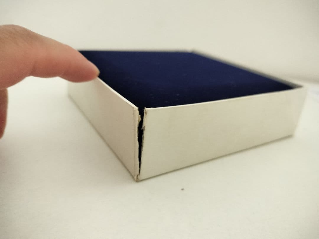 1974年 天皇皇后両陛下　金婚式記念 銀製メダル