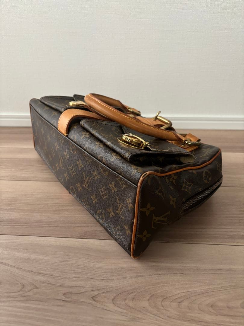 ルイ・ヴィトン マンハッタン GM モノグラム ボストンバッグ