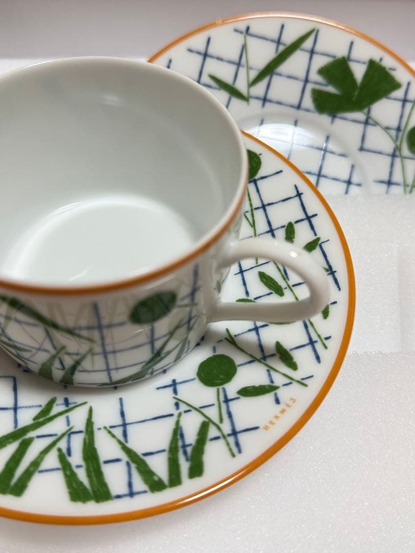 エルメス　ティーカップ＆ソーサー