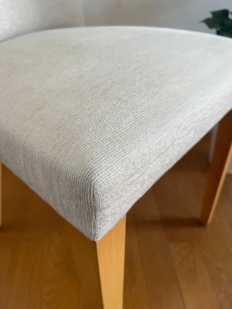 IDEEイデー　AYA ダイニングチェア　② 北欧スタイル　シンプルモダン　希少