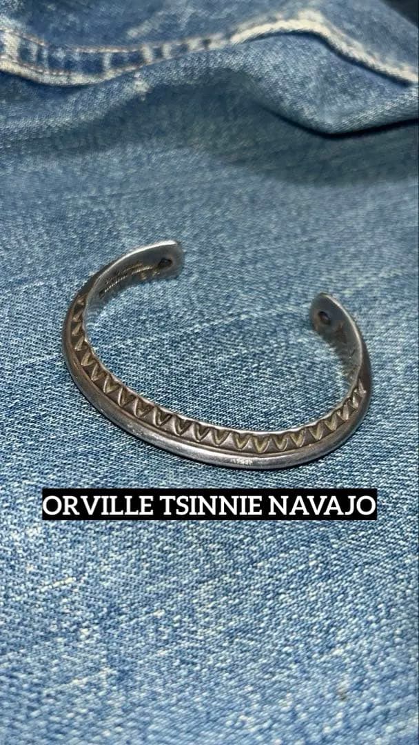 【希少】NAVAJO ORVILLE TSINNIE バングル　オーヴィル