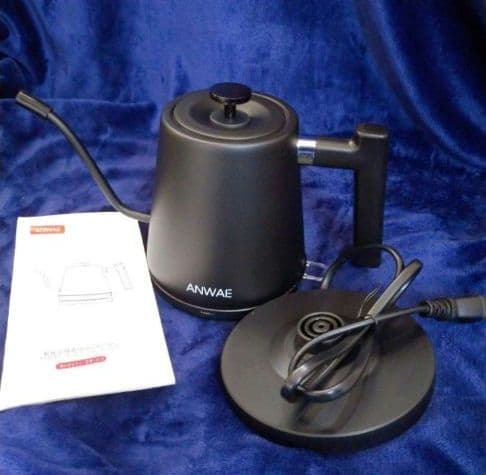 スタイリッシュ ANWALE 電気ケトル 0.8L 自動電源オフ 空焚き防止