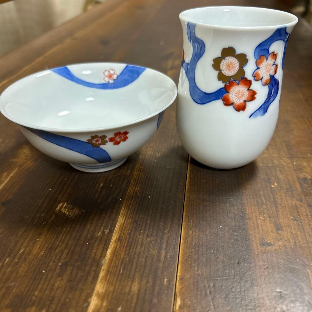 深川製磁　百年庵　川に桜　湯呑み　飯碗