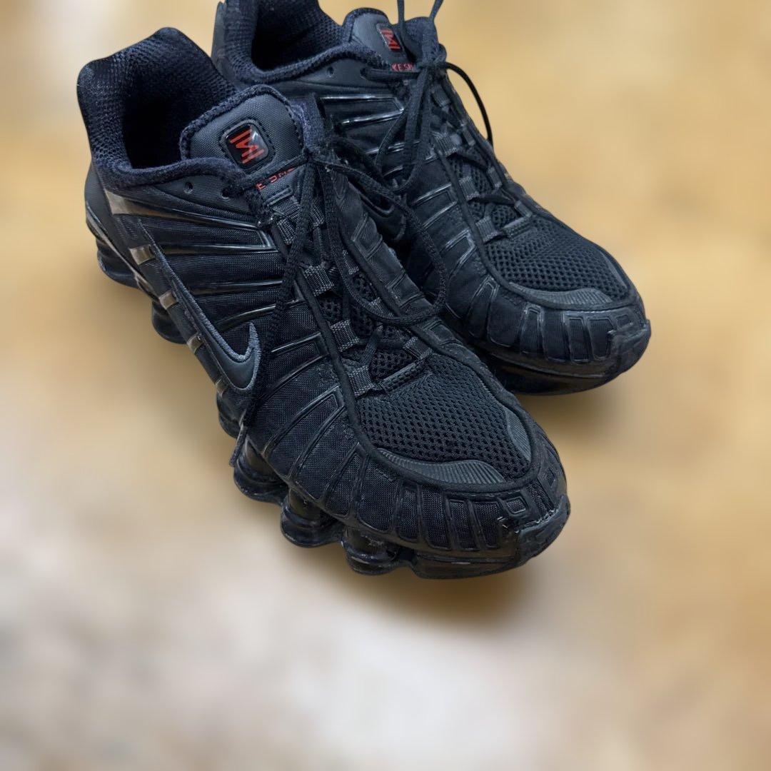 と*ゃ様 Nike ショックス