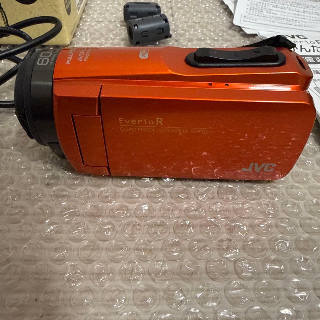 ビデオカメラ　JVC GZ-RX680-D 2018年製