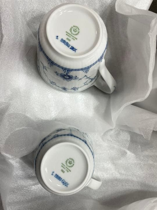 ロイヤルコペンハーゲン　ブルーフルーテッドプレイン