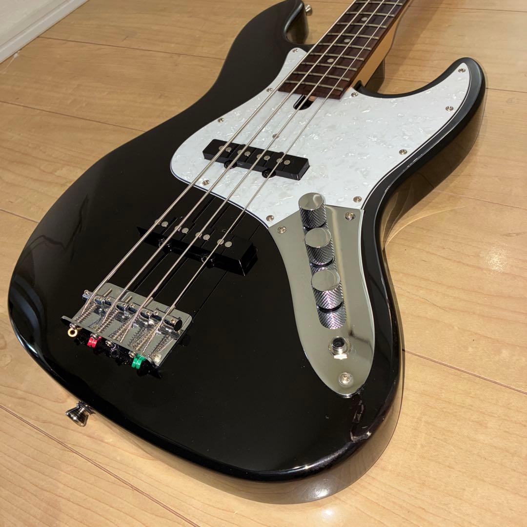 バッカス　ユニバースシリーズ　ジャズベースタイプベースギター　調整済み