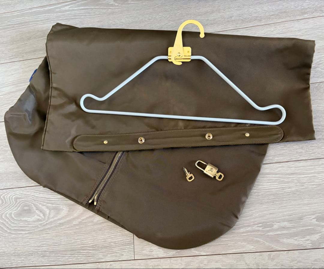 ルイヴィトン ペガス55 キャリーケース