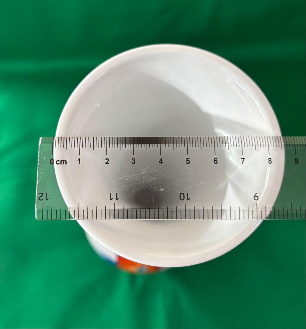 有田焼　華山窯　高級　花柄陶器製フラスコ型花瓶、壺。