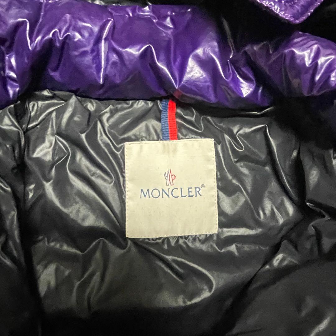 【最終価格】モンクレール　パープル フード付きダウンジャケット