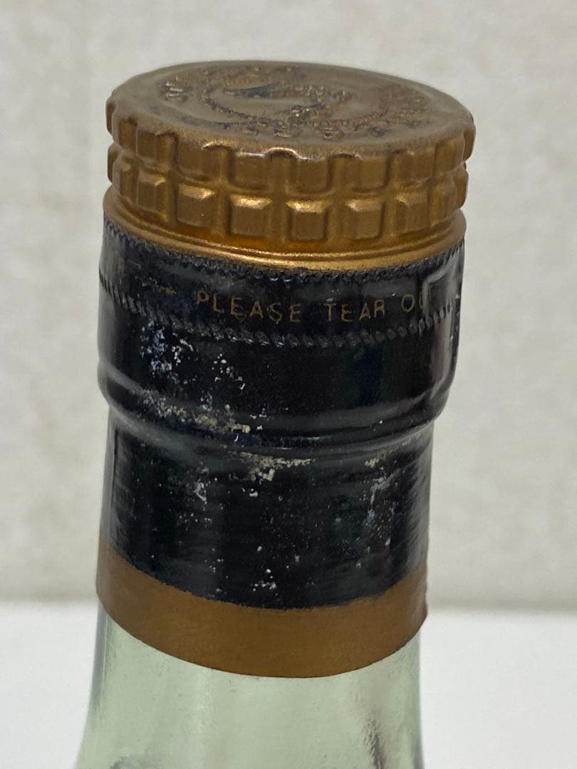 3-2313 Hennessy XO 古酒　金キャップ　グリーンボトル