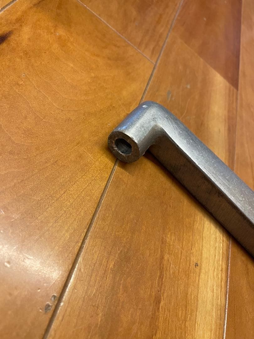 ハーマンミラー　イームズ　タンデムベース　パーツ　検索）vitra eames