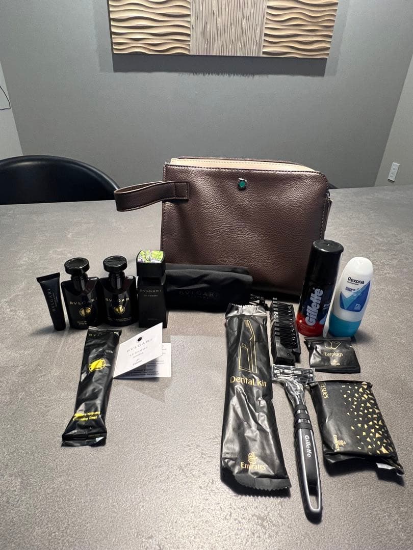 エミレーツ航空ファーストクラス　アメニティ　ブルガリ　限定コレクション