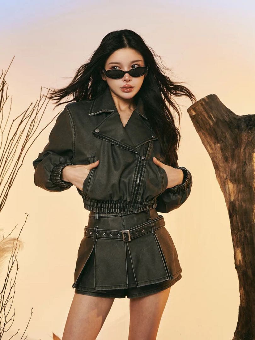 ダーリッチアンティークレザー　セットアップ