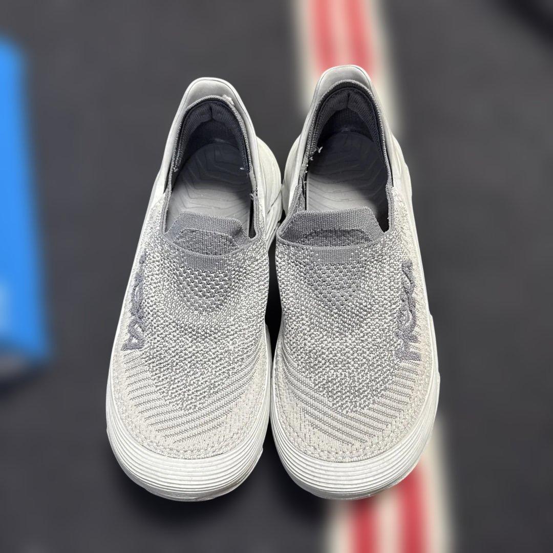 ホカオネオネ　リストア TC サイズ9 27cm