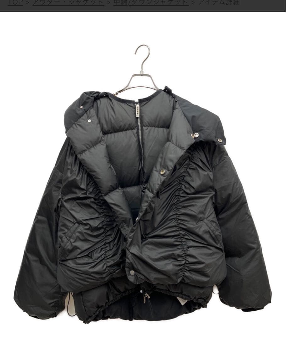 un3d ギャザー入りダウンジャケット
