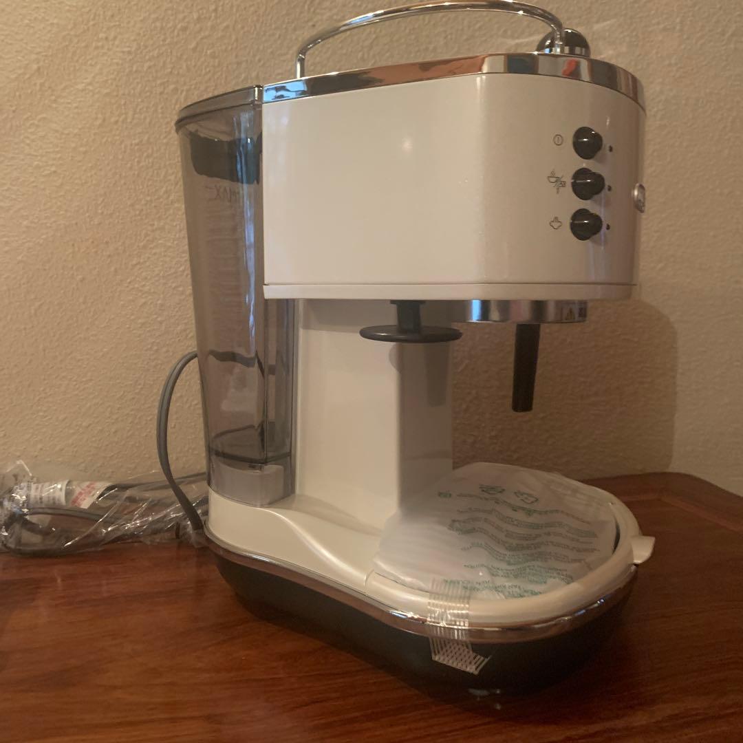 【未使用】DeLonghi icona エスプレッソ・カプチーノメーカー　白