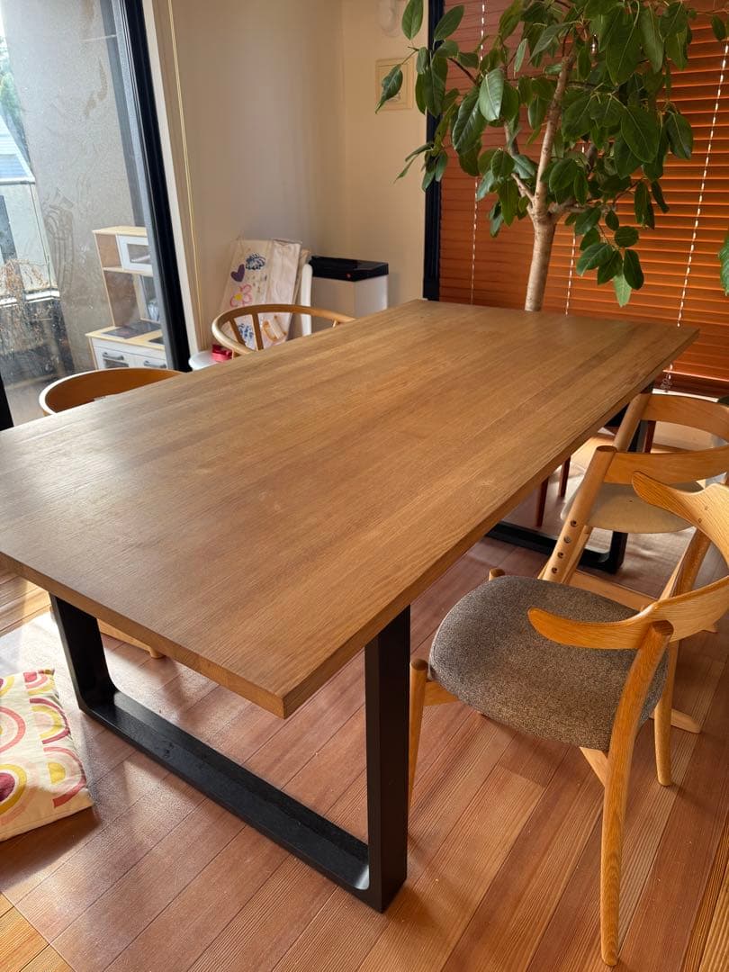 【正規品】フリッツ・ハンセン エッセイテーブル ESSAY セシリエ・マンツ