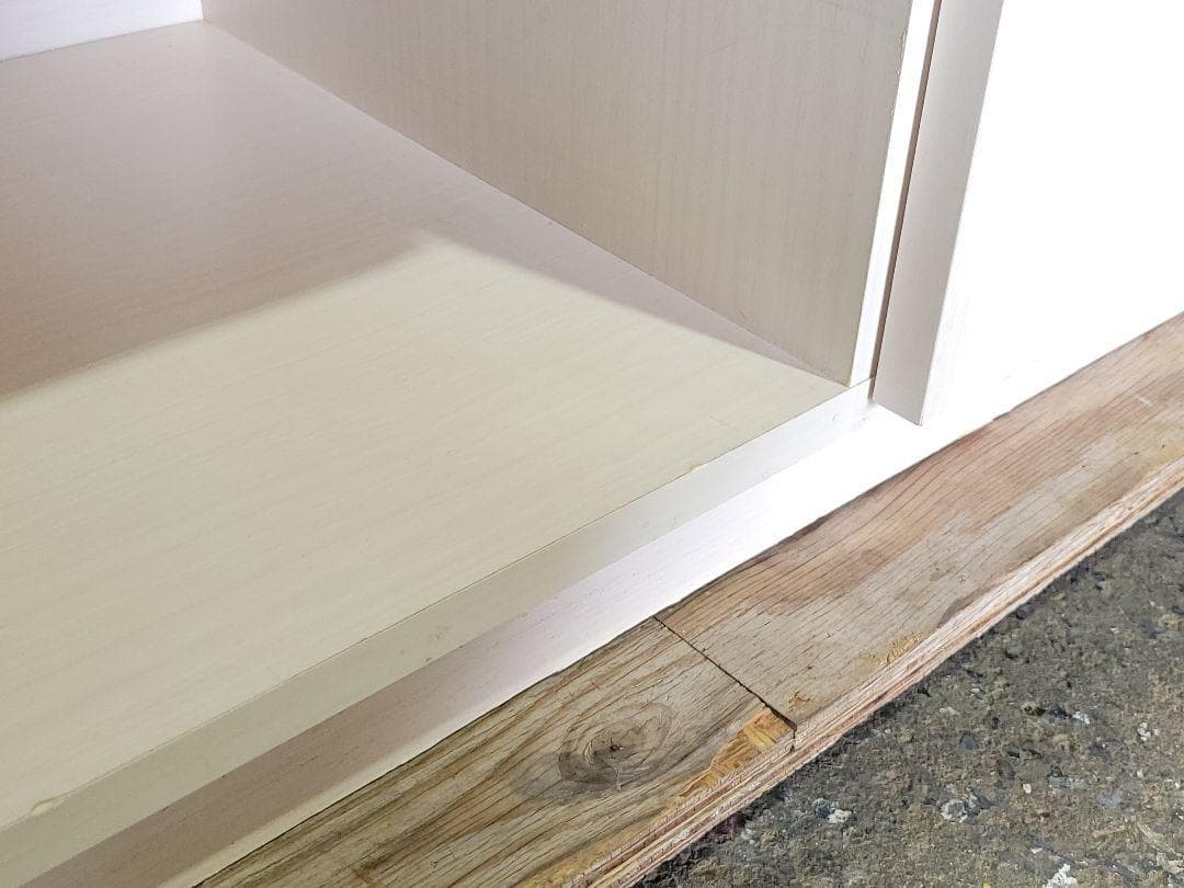 レンジボード フラップ扉収納付き キッチンボード ホワイト　食器棚