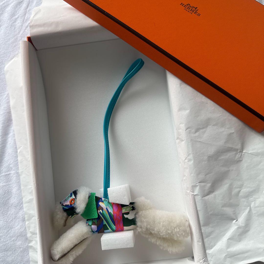 【美品】エルメス　バディチャーム　限定カラー　レア