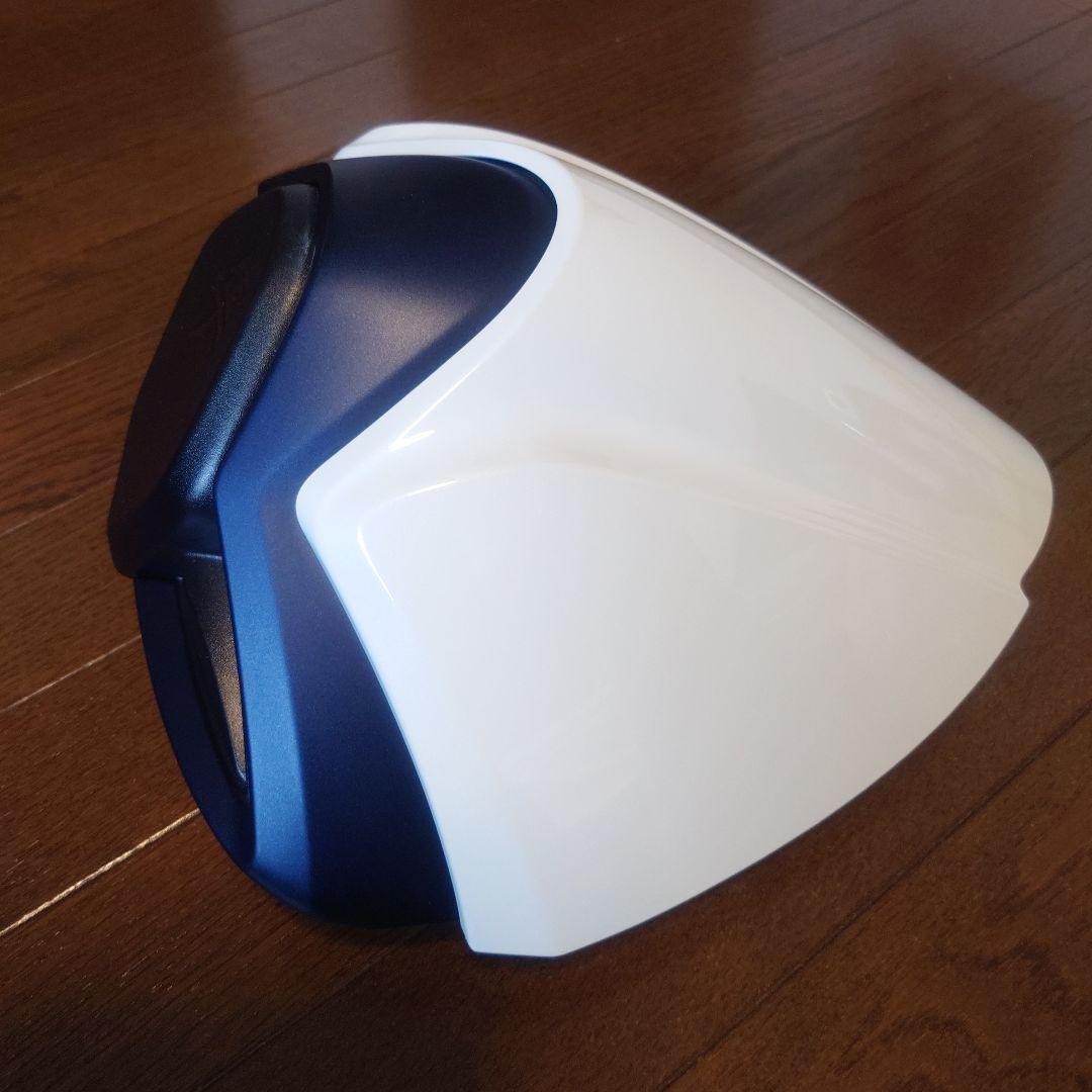 2022EJ11Aスズキ　ハヤブサ 純正シングルシートカウル