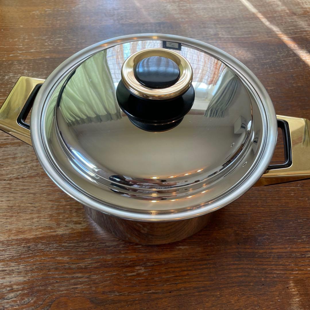 【未使用品】タッパーウェア レインボークッカー 内径19cm深鍋　寸胴鍋