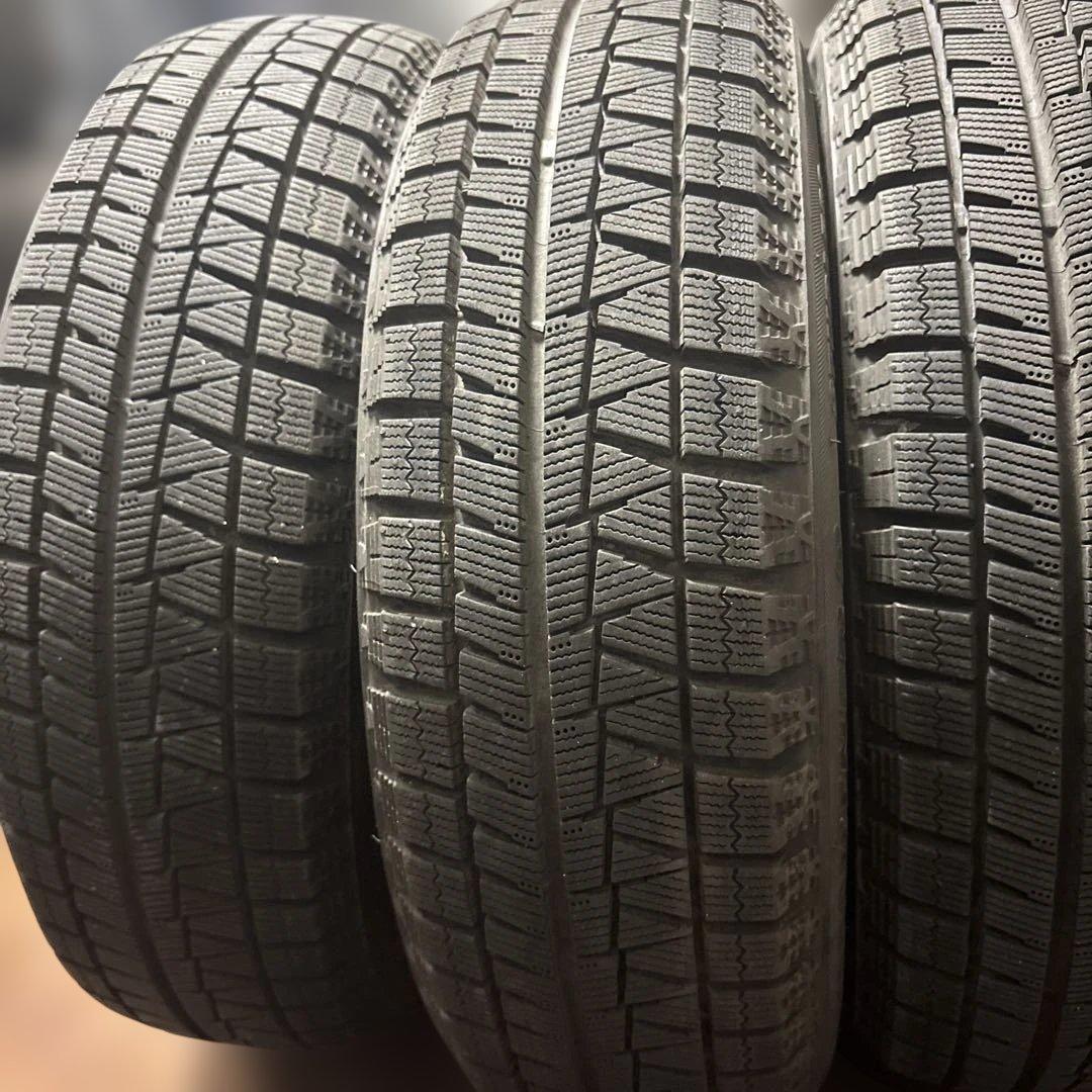 良品155/65R14 スタッドレスタイヤ ブリヂストン製ICEPARTNER2