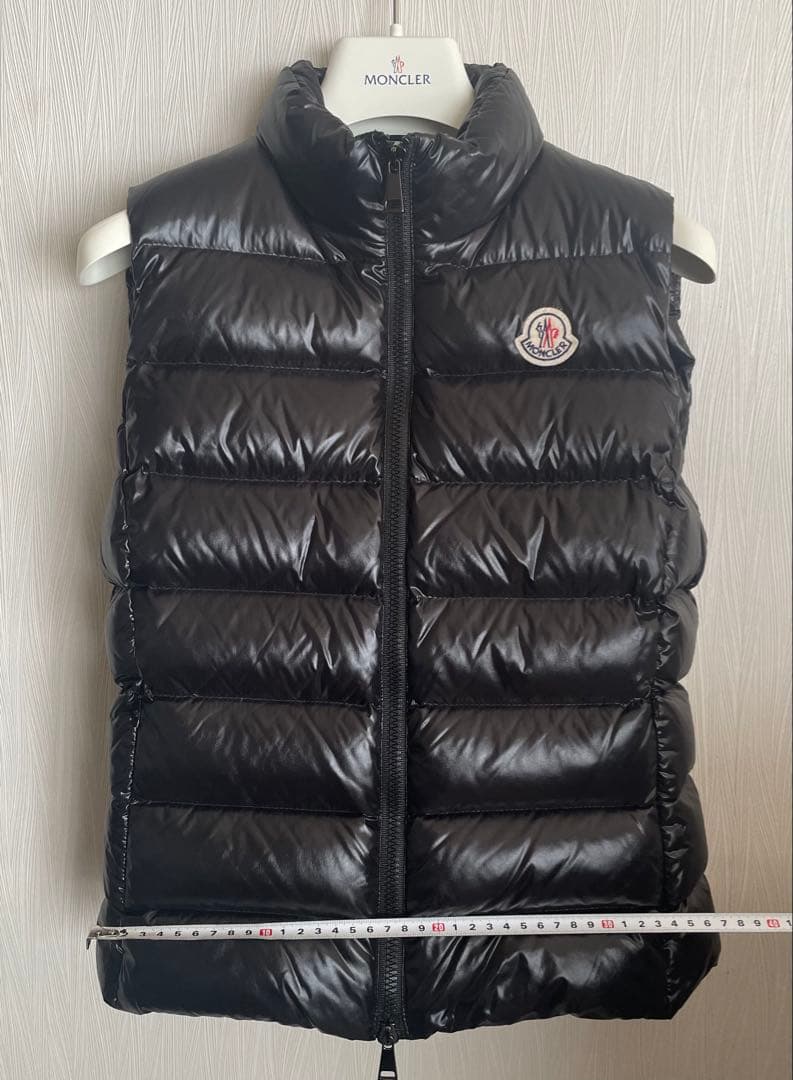 モンクレール 【MONCLER】 のダウンベスト(レディース)(黒)サイズ【0】