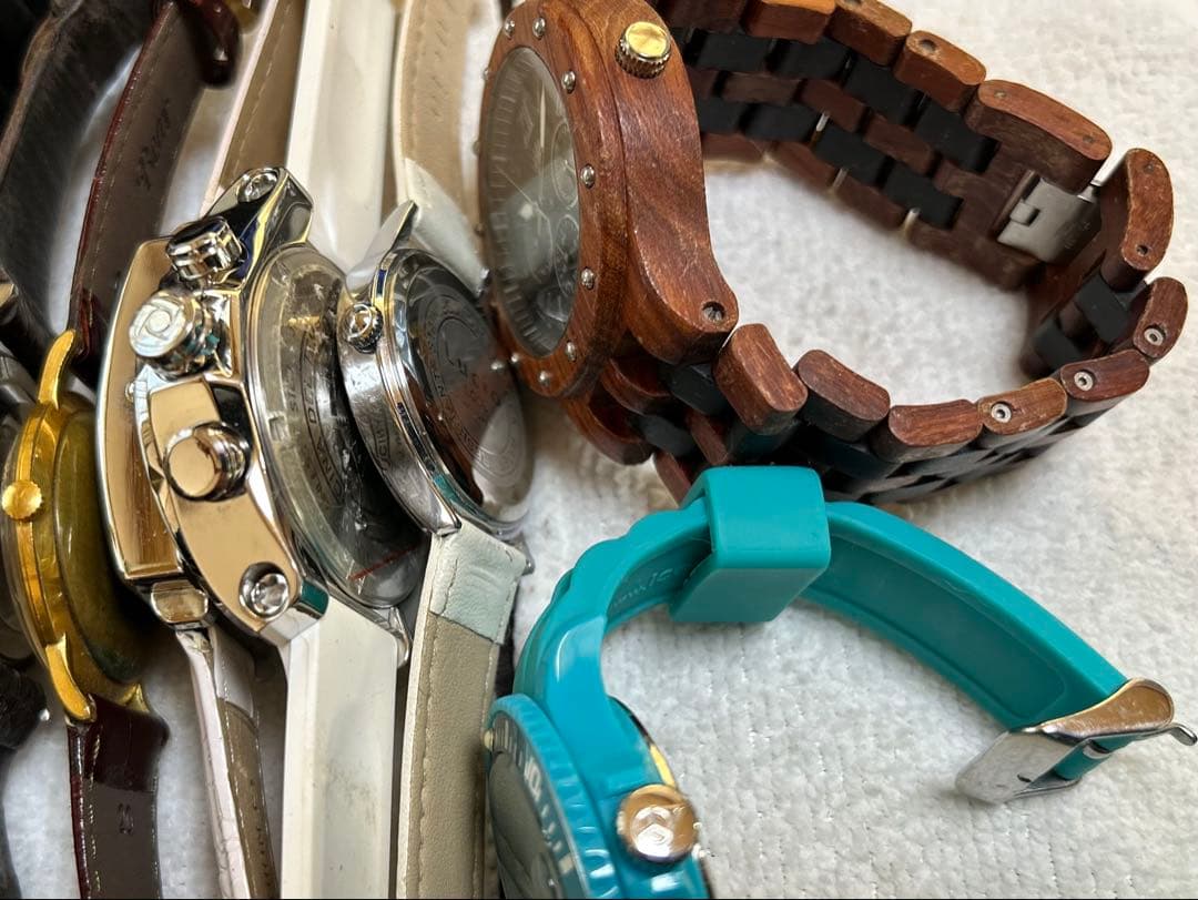 GUESS 他12個セット