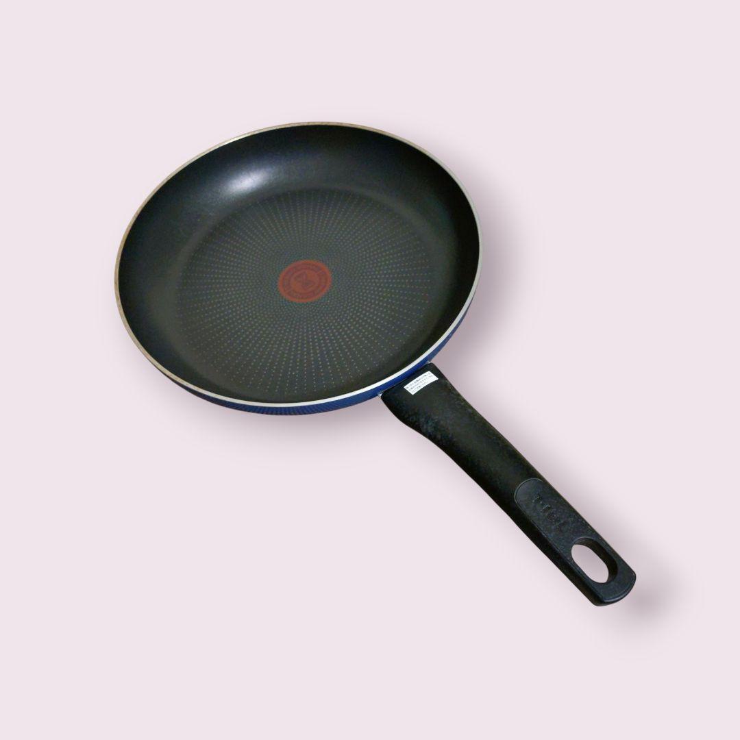 T-fal ティファール フライパン IH ガス火対応 28cm 料理 中古