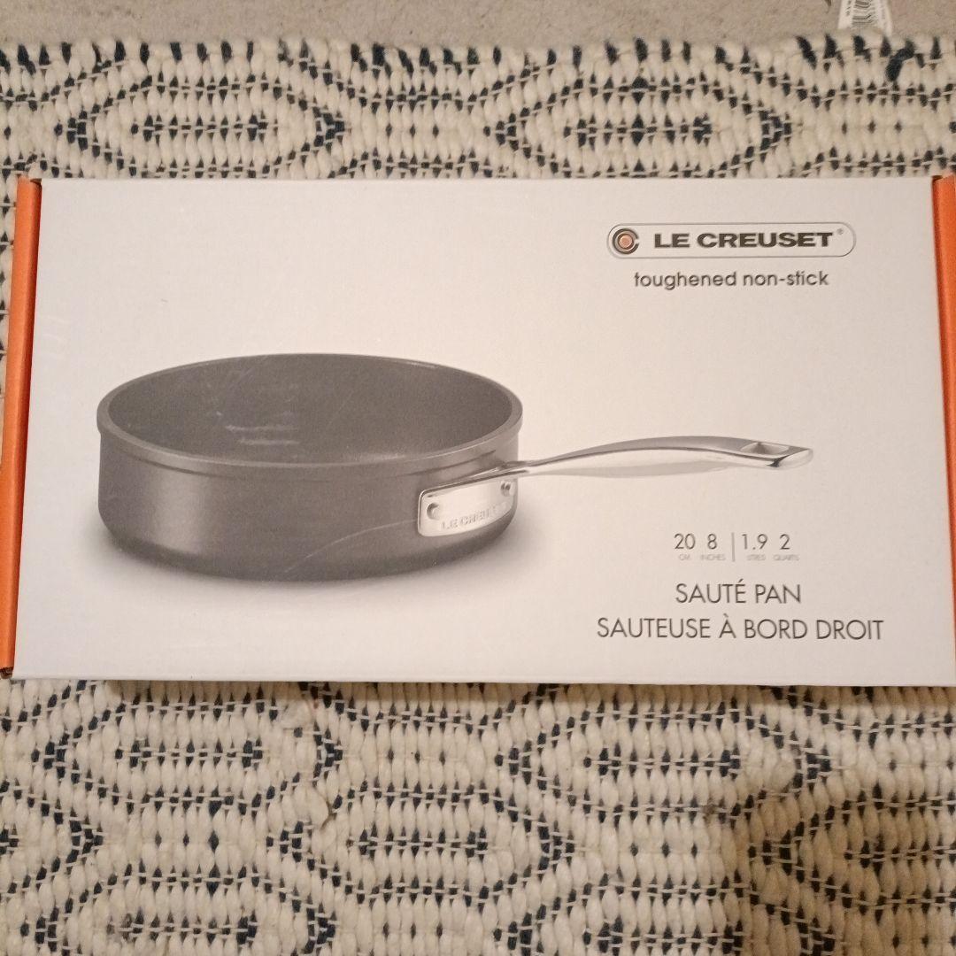 新品未使用　ル・クルーゼ　フライパン