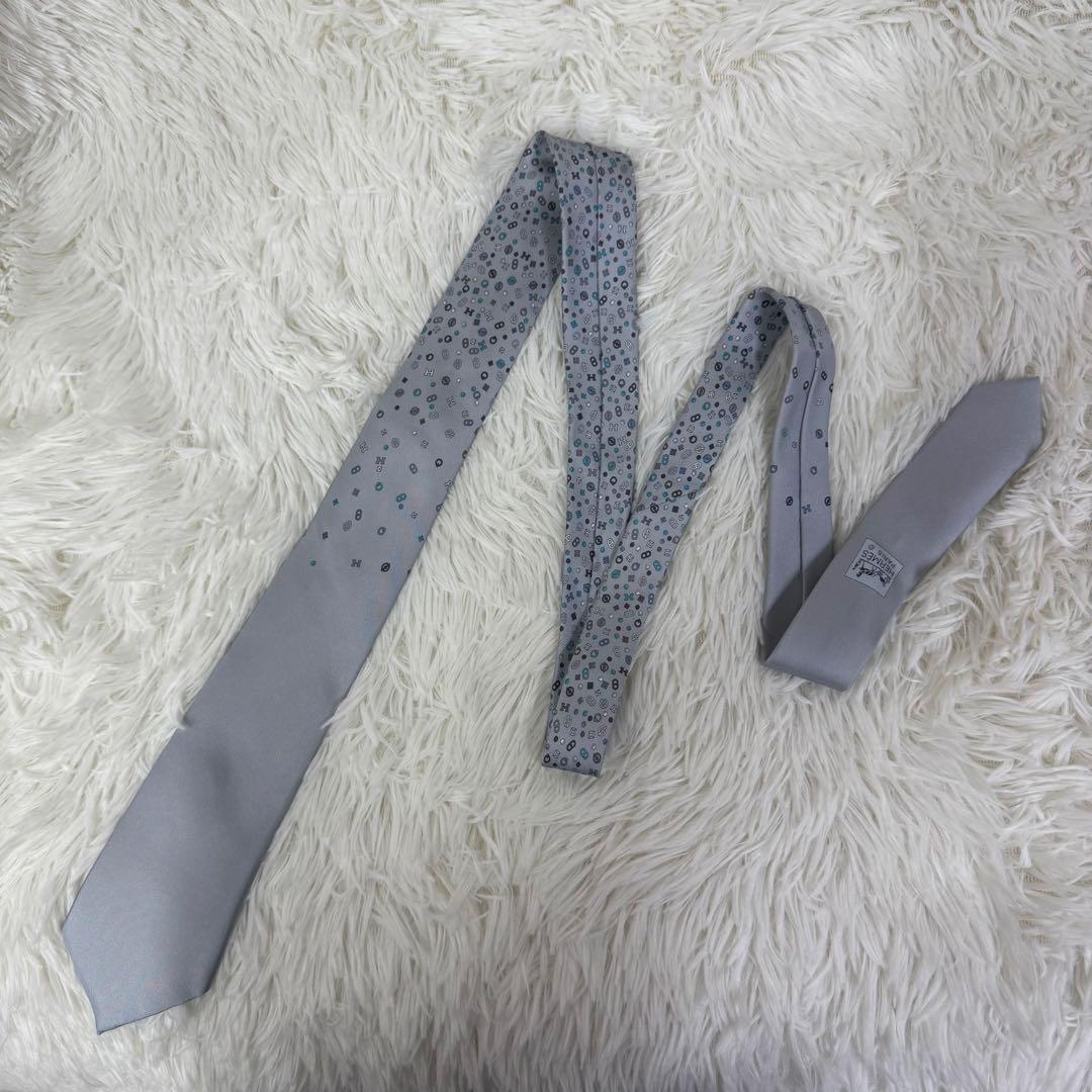 エルメス HERMES シルクツイルタイ カンカイユリ・シャッフル ブルー系