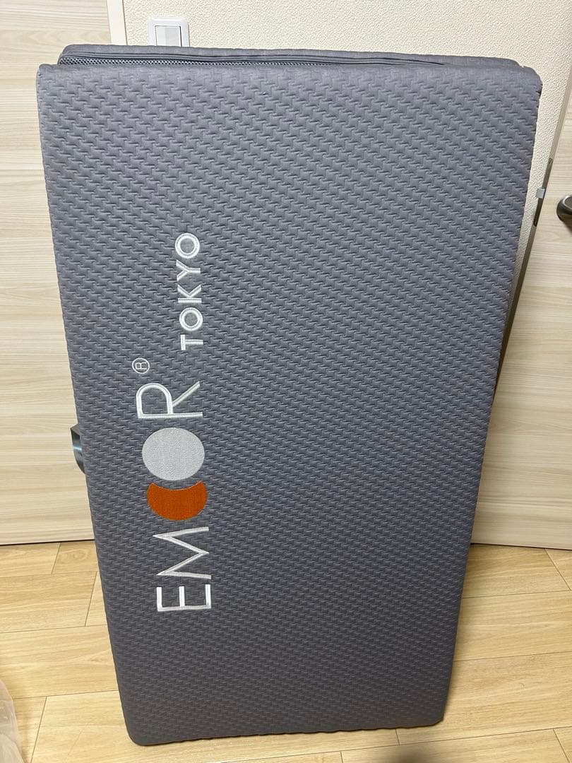 EMOOR Tokyo 高反発　三つ折りマットレスセミダブル　マットレス　寝具
