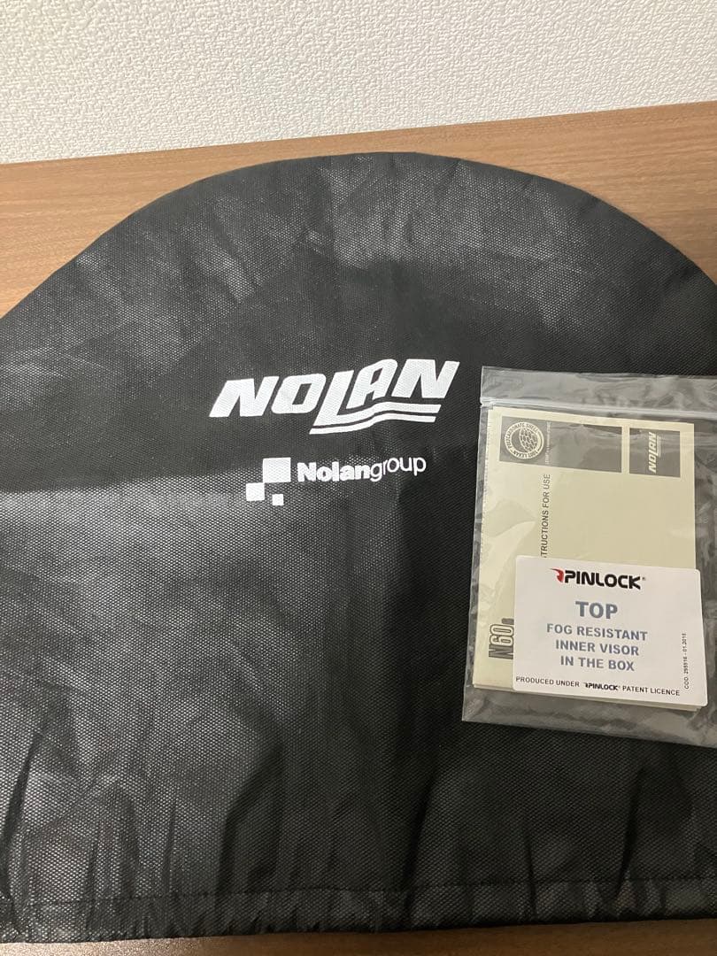 NOLAN N60-6 メタルホワイト pinlock付き